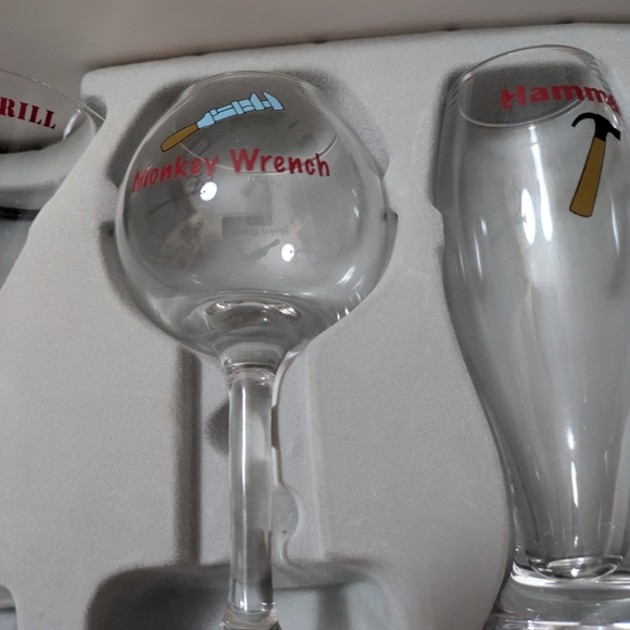 Cordial Glass Set "The Handy Man" - Picture 4 of 8